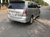 Bán ô tô Toyota Innova đăng ký 2010, màu bạc nhập khẩu nguyên chiếc giá chỉ 355 triệu đồng