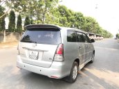 Bán ô tô Toyota Innova đăng ký 2010, màu bạc nhập khẩu nguyên chiếc giá chỉ 355 triệu đồng