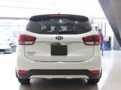 Bán Kia Rondo sản xuất 2018, màu trắng xe gia đình