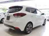 Bán Kia Rondo sản xuất 2018, màu trắng xe gia đình