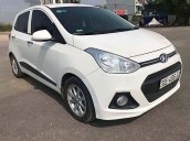 Bán Hyundai Grand i10 đời 2017, màu trắng, nhập khẩu, chính chủ