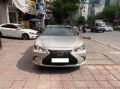 Cần bán lại xe Lexus ES 250 sản xuất năm 2019, xe nhập