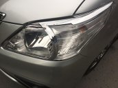 Bán Toyota Innova 2016, màu bạc, số sàn, xe rất mới