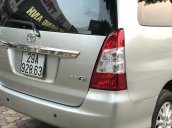 Cần bán xe Toyota Innova 2.0 G số tự động, đời 2014, màu bạc, giá tốt