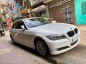 Bán BMW 320i 2011, màu trắng, xe nhập còn mới, giá 535tr