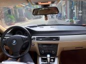 Bán BMW 320i 2011, màu trắng, xe nhập còn mới, giá 535tr