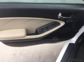 Kia Cerato 1.6AT sản xuất 2017, màu trắng, giá cạnh tranh