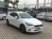 Cần bán Mazda 2 năm sản xuất 2018, màu trắng chính chủ