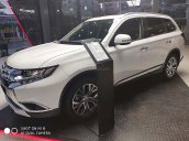 Cần bán Mitsubishi Outlander 2.0 CVT Premium sản xuất 2019, màu trắng