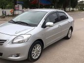 Cần bán Toyota Vios 1.5E năm sản xuất 2011, màu bạc, xe gia đình