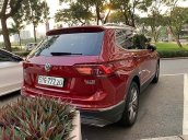 Cần bán Volkswagen Tiguan năm sản xuất 2019, màu đỏ, xe nhập