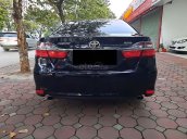 Bán Toyota Camry đời 2018, màu đen xe nguyên bản