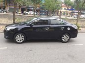 Cần bán gấp Toyota Vios năm sản xuất 2017, màu đen số sàn