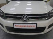 Autogroup bán Volkswagen Touareg đời 2013 màu trắng xe nhập Đức