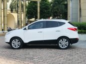 Bán xe Hyundai Tucson đời 2011, màu trắng