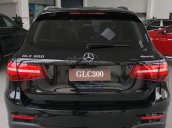 Cần bán nhanh chiếc Mercedes GLC - Class 300 AMG, năm 2019 - Có sẵn xe - Giao nhanh toàn quốc