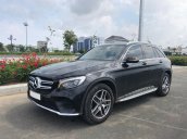 MBA Auto - Bán xe Mercedes GLC300 màu đen 2019 mới nhất siêu lướt - trả trước 750 triệu nhận xe