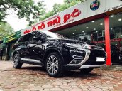 Bán Mitsubishi Outlander 2.4 CVT Premium 2018, màu đen, số tự động