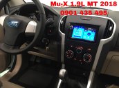 Bán Isuzu Mu-X 2019 máy dầu 1.9, số sàn, KM dầu thơm, bao tay lái, áo trùm xe