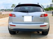 Cần bán Infiniti Fx35 màu bạc sản xuất 2006 đăng ký 2009 nhập khẩu Nhật Bản - liên hệ 0976888978