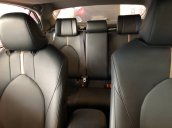 Cần bán Toyota Camry 2.5 Q năm sản xuất 2019, màu đen, có sẵn xe, giao nhanh