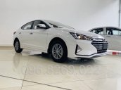 Cần bán Hyundai Elantra 1.6 AT 2019, màu trắng, giá cạnh tranh