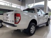 Cần bán Ford Ranger XLS MT sản xuất năm 2019, màu trắng, nhập khẩu, giá tốt