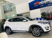 Bán ô tô Hyundai Tucson 2.0 tiêu chuẩn sản xuất năm 2019, có săn xe, giao ngay