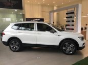 Cần bán xe Volkswagen Tiguan Allspace đời 2018, màu trắng, nhập khẩu nguyên chiếc