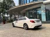 Cần bán lại xe Mercedes C250 AMG sản xuất 2015, màu trắng, xe nhập