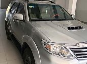 Bán Toyota Fortuner sản xuất năm 2015, màu bạc, xe gia đình 