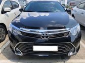 Bán xe Toyota Camry 2.5Q sản xuất 2016, màu đen, 930tr