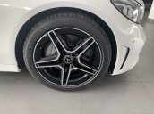 Mercedes C300 AMG 2020 ưu đãi trước bạ, tặng kèm phụ kiện Mercedes