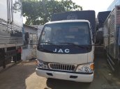 Xe tải JAC 2T4 thùng 4m4 máy Isuzu mới - trả trước 80 triệu, bao đậu hồ sơ vay cả nước