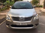 Bán Toyota Innova 2.0E đời 2013, màu bạc