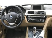 Bán xe BMW 320i Model 2016