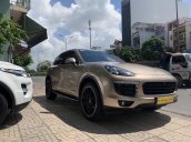 Cần bán Porsche Cayenne sx2015 xe nhập Đức