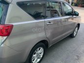 Cần bán xe Innova 2016 số sàn mẫu mới