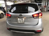 Bán Kia Rondo GAT 2.0AT màu bạc số tự động sản xuất 2017 đi 37000km