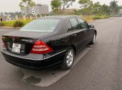 Bán Mercedes C200 năm 2002, màu đen số sàn, 159tr