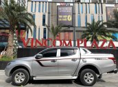 Cần bán xe Mitsubishi Triton năm 2017, màu bạc mới 95% 1 chủ giá chỉ 508 triệu đồng