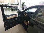 Toyota Corolla Altis 1.8G, màu đen giảm giá sốc - Nhận quà tặng chính hãng khi mua xe 