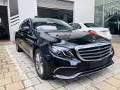 Cần bán Mercedes E200 sản xuất năm 2019, màu đen, trả trước 600 triệu