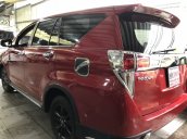 Cần bán xe Toyota Innova 2018, màu đỏ như mới