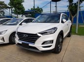 Giao xe toàn quốc, Hyundai Tucson 2.0L đời 2019, màu trắng, số tự động