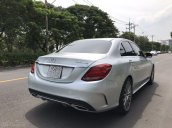 Bán ô tô Mercedes-Benz C300 AMG 2017, màu bạc còn mới, giá 1 tỷ 580 triệu đồng