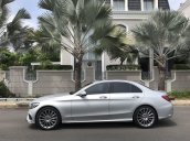 Bán ô tô Mercedes-Benz C300 AMG 2017, màu bạc còn mới, giá 1 tỷ 580 triệu đồng