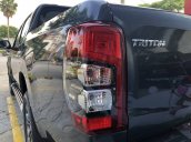 Cần bán xe Mitsubishi Triton 4x2 AT năm 2019, màu xám, xe nhập