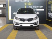 Hãng bán Kia Sportage Limited 2.0AT, màu trắng, nhập Hàn, biển Sài Gòn