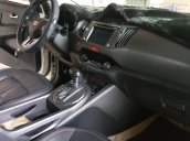 Hãng bán Kia Sportage Limited 2.0AT, màu trắng, nhập Hàn, biển Sài Gòn